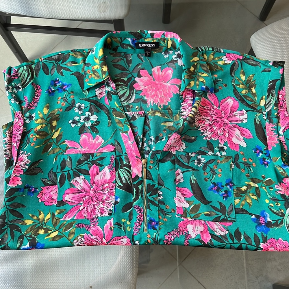 Express Floral Top 💐